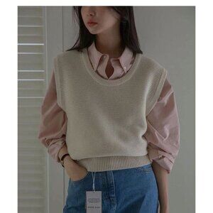 Free Gift! 🎁Korean Rumiru Wool Cotton Blend Knitted Vest